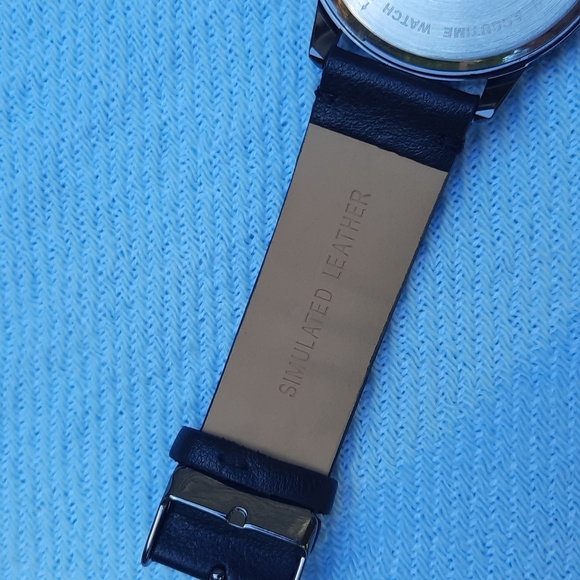 Van Heusen genuine black diamond watch - Picture 7 of 8